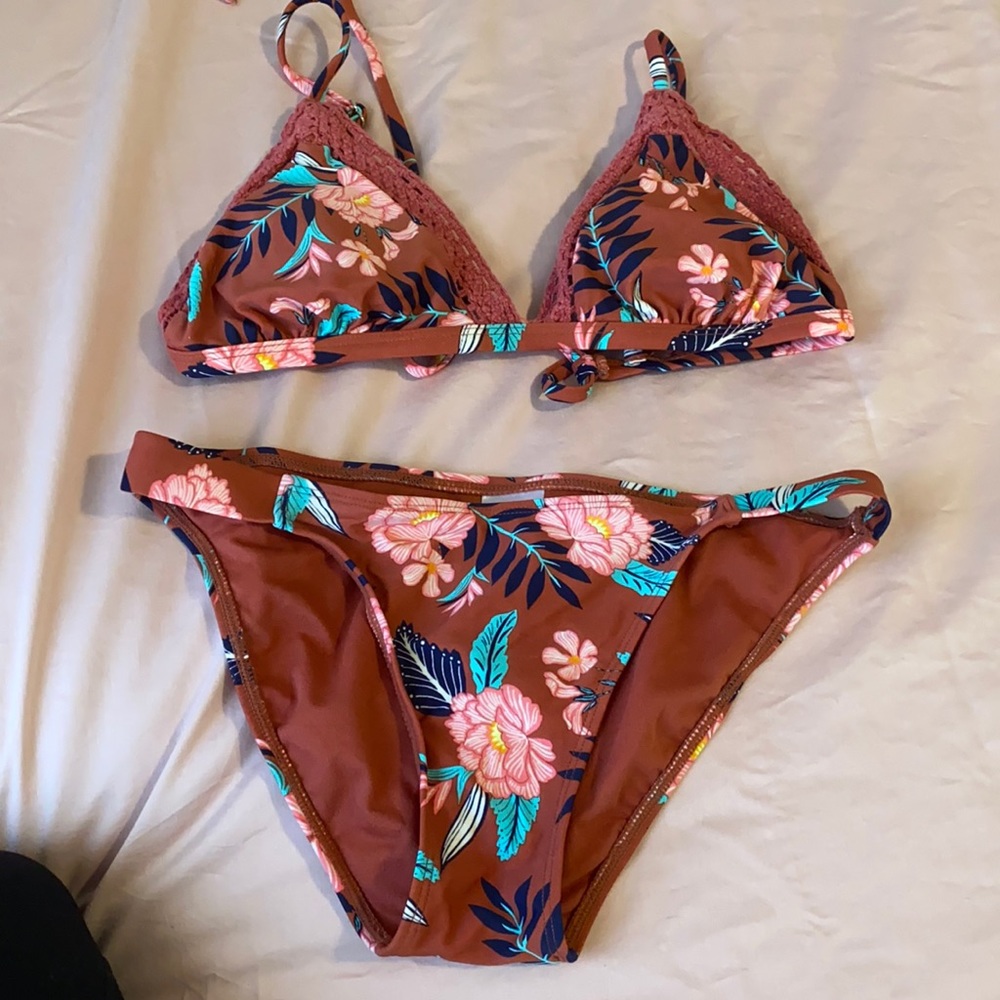 Floral Target bikini